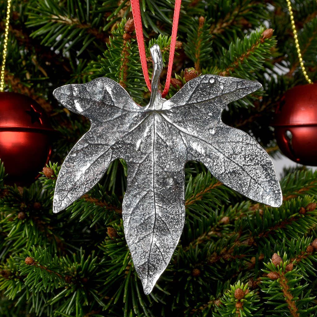 Pewter Ivy Leaf Hanging Decoration