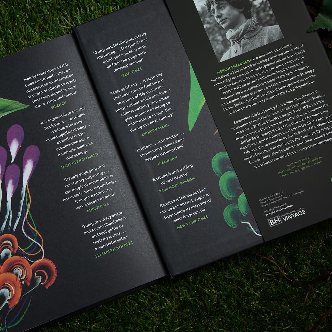 Entangled Life (The Illustrated Edition) by Merlin Sheldrake